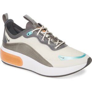 Nike Air Max Dia SE Sneaker sz 8